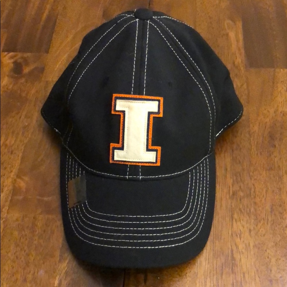 University of Illinois fitted hat
